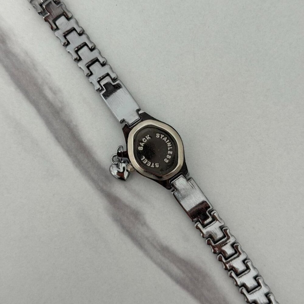 Sku:0413 cute silver pink‎ mini watch bracelet with heart + in a gift box - Picture 5 of 8